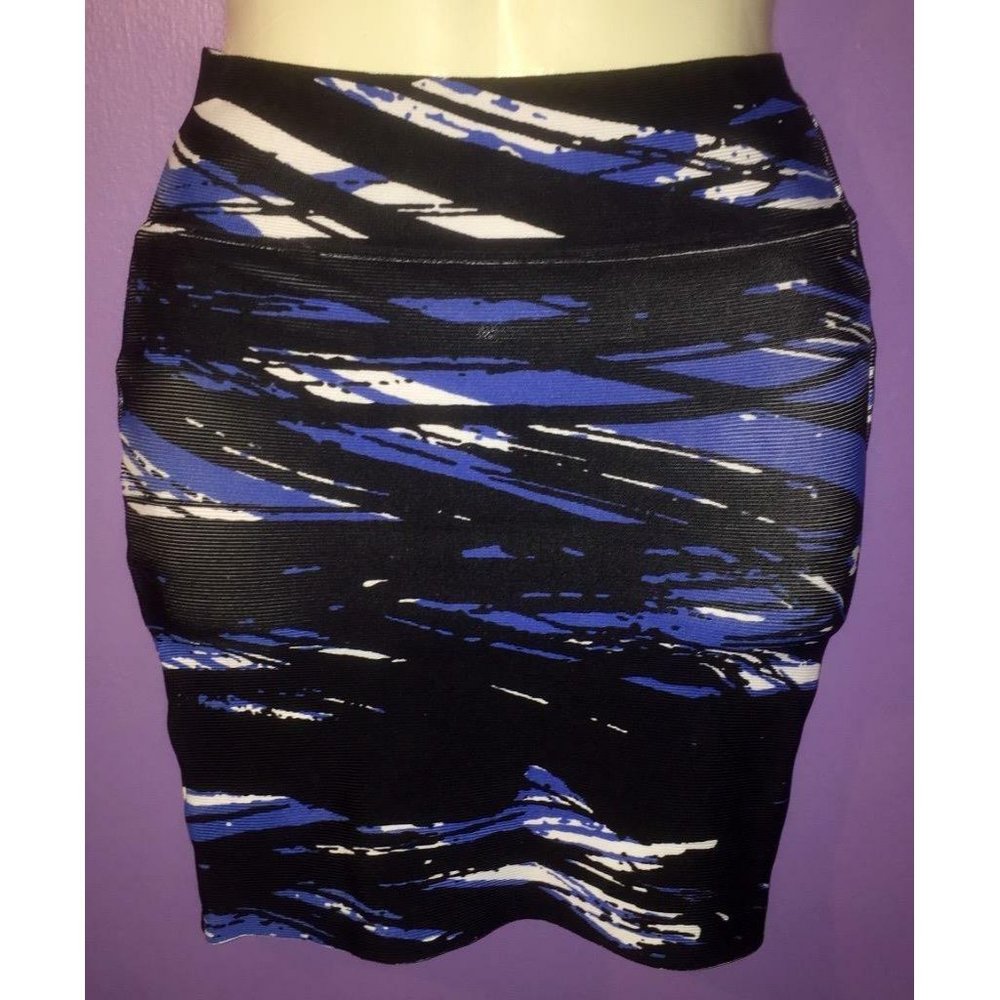 BCBGMaxazria Larkspur Blue Abstract Print Power Bandage Mini Skirt Size XXS $158